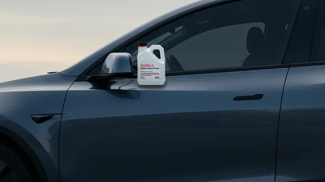 2022 TESLA Model Y — Tesla Model Y washer fluid