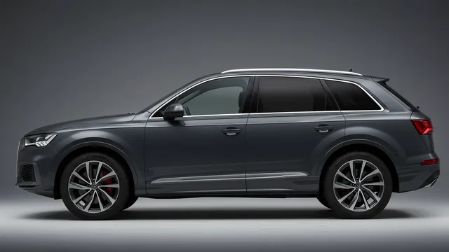 2022 Audi Q7 — 2022 Audi Q7 entry/exit assistance