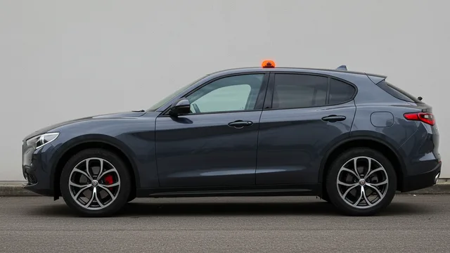 2022 Alfa Romeo Stelvio — Alfa Romeo Stelvio LATCH cover broken