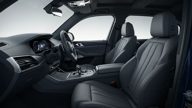 2021 BMW X7 — 2021 BMW X7 manufacturer_communication
