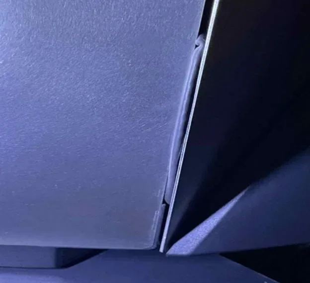 2024 TESLA Cybertruck — manufacturer_communication document image 3