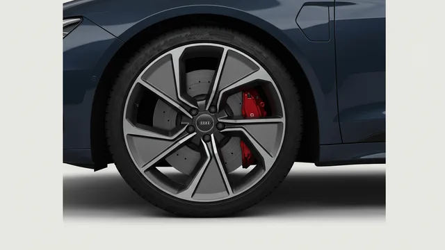2025 Audi e-tron GT — 2025 Audi e-tron GT manufacturer_communication