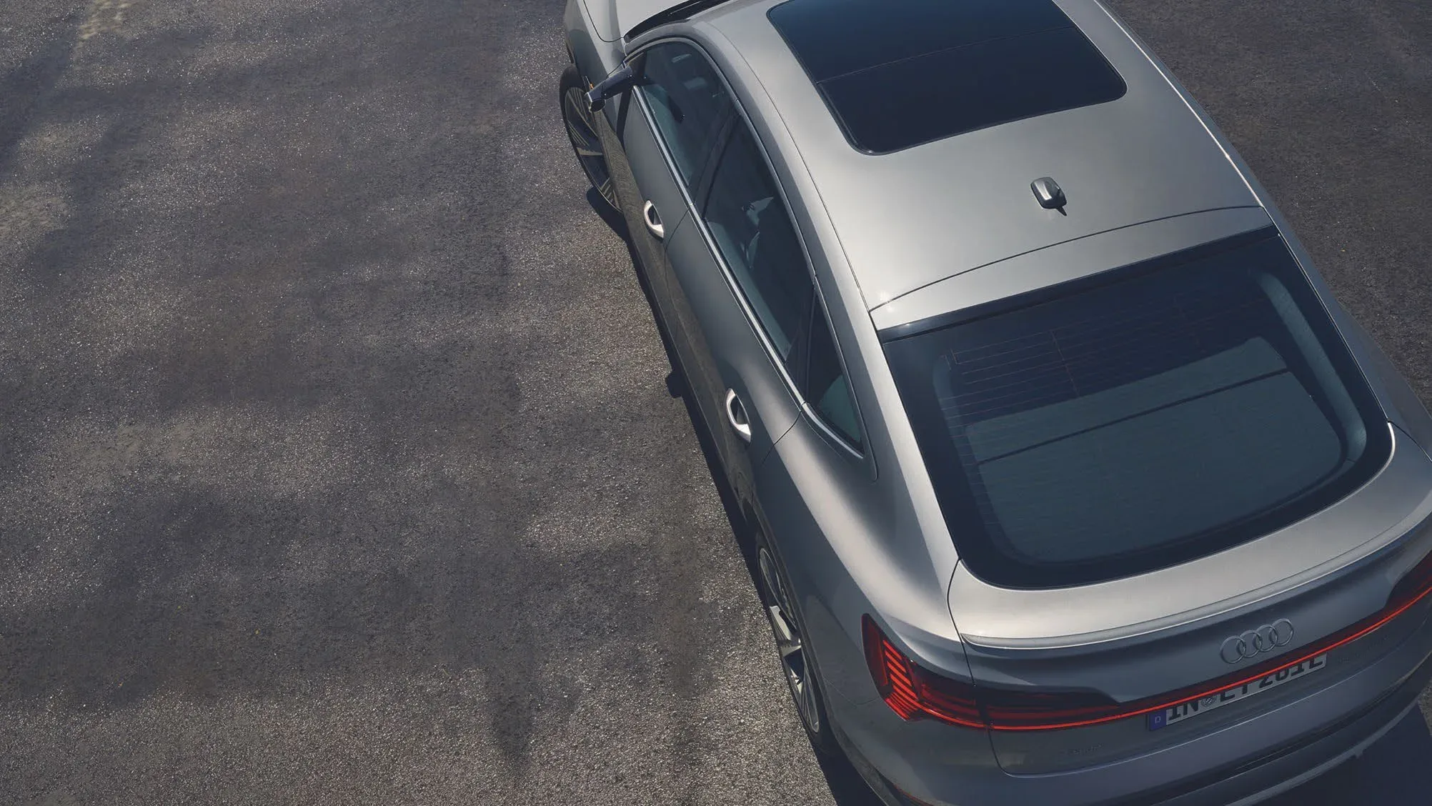 2025 Audi Q5 e — manufacturer_communication document image 1