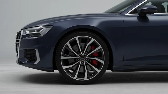 2023 Audi A6 — Audi self-leveling suspension leans