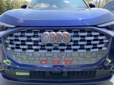 2025 Audi Q5 — manufacturer_communication document image 1