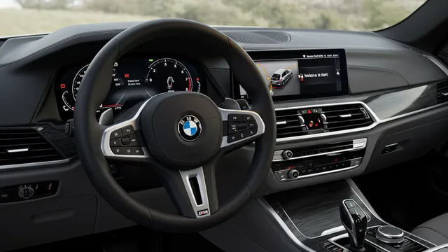 2025 BMW X7 — BMW navigation fails to start