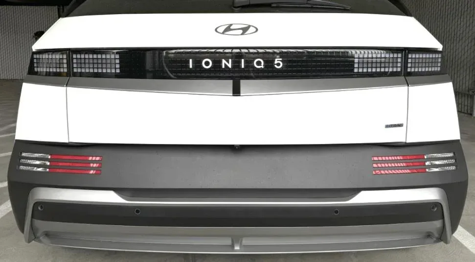 2025 Hyundai Ioniq 5 — manufacturer_communication document image 2