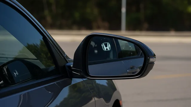 2022 Honda Civic — Honda rearview mirror bracket detached