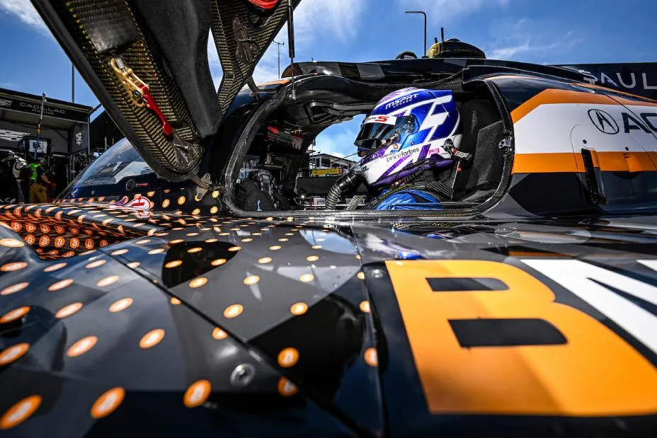 Podium finish for Acura Meyer Shank Racing #93 at Watkins Glen
