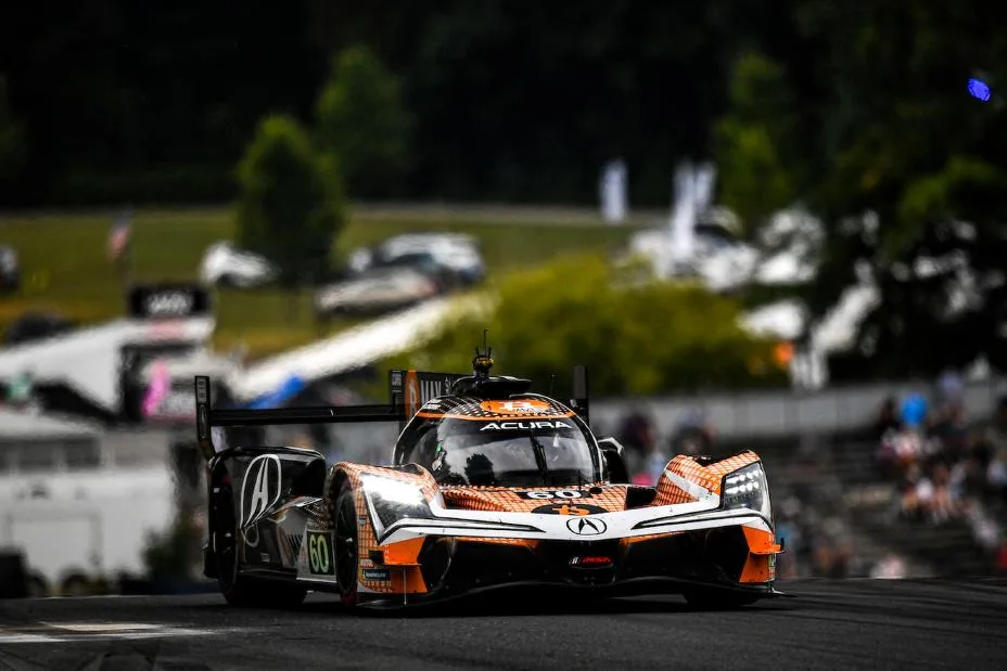 #60: Acura Meyer Shank Racing w/Curb Agajanian, Acura ARX-06, GTP: Tom Blomqvist, Colin Braun