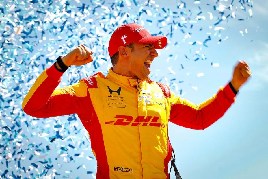 #10: Alex Palou, Chip Ganassi Racing Honda celebrates winning the Only Bulls Grand Prix of Portland