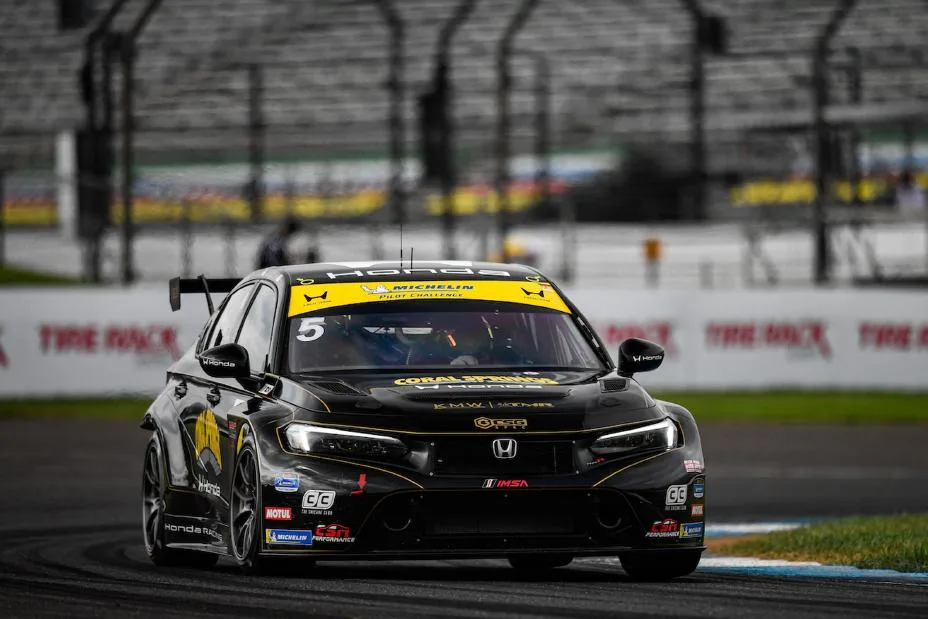 #5: KMW Motorsports With TMR Engineering, Honda Civic FL5 TCR, TCR: Tim Lewis, Rocco Pasquarella