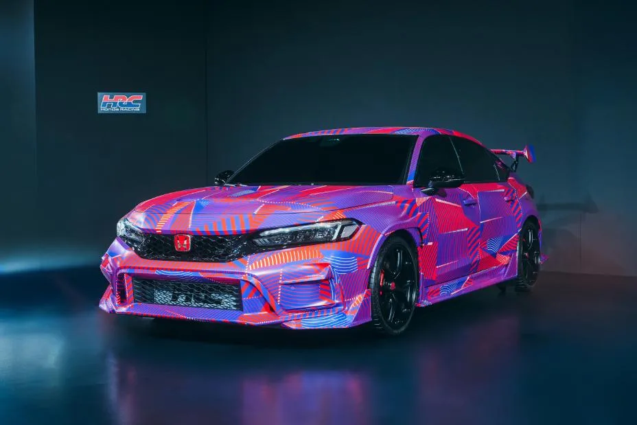 First shown at the 2026 Tokyo Auto Salon, the Civic Type R HRC Concept is being developed by incorporating HRC technologies and the expertise of its racing drivers.