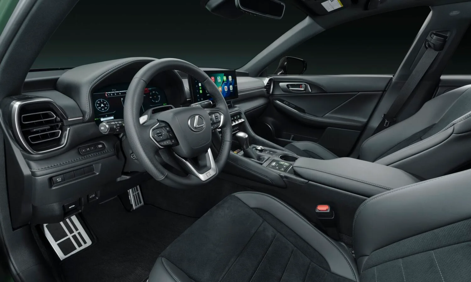 2027_Lexus IS_Special Appearance Package_008