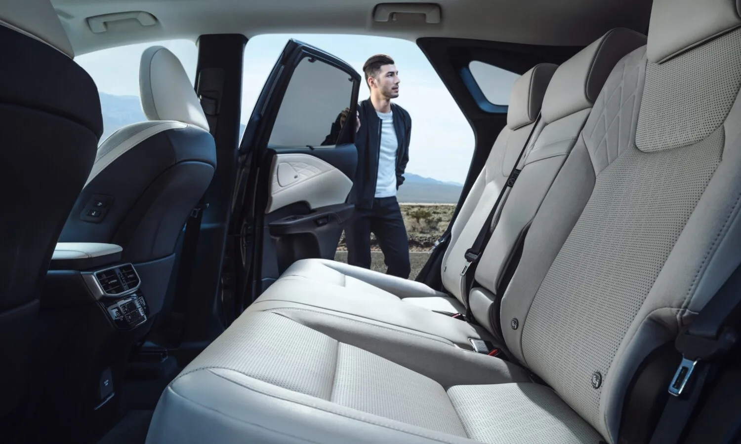 2027_Lexus_RX_350_4