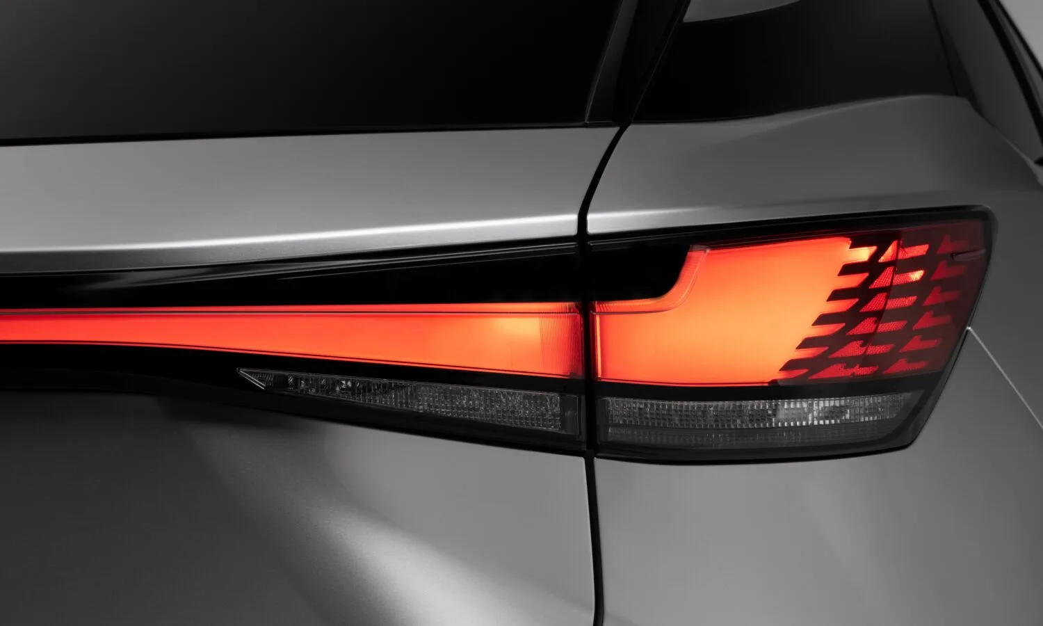 2027_Lexus_RX_350_Premium_4