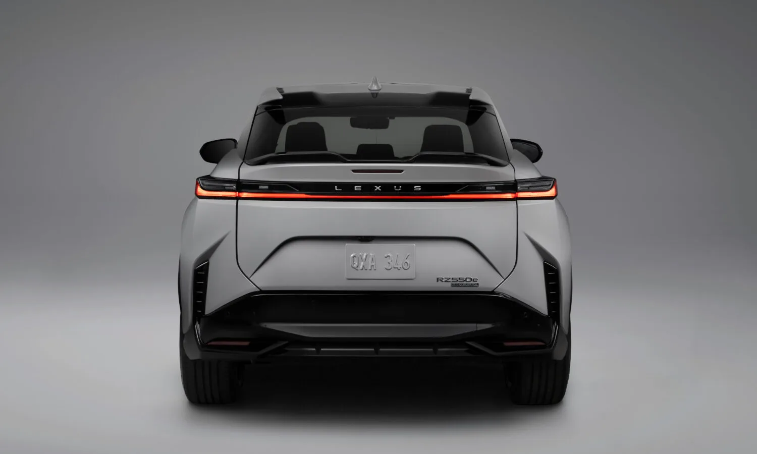 2027_Lexus_RZ_550e_02