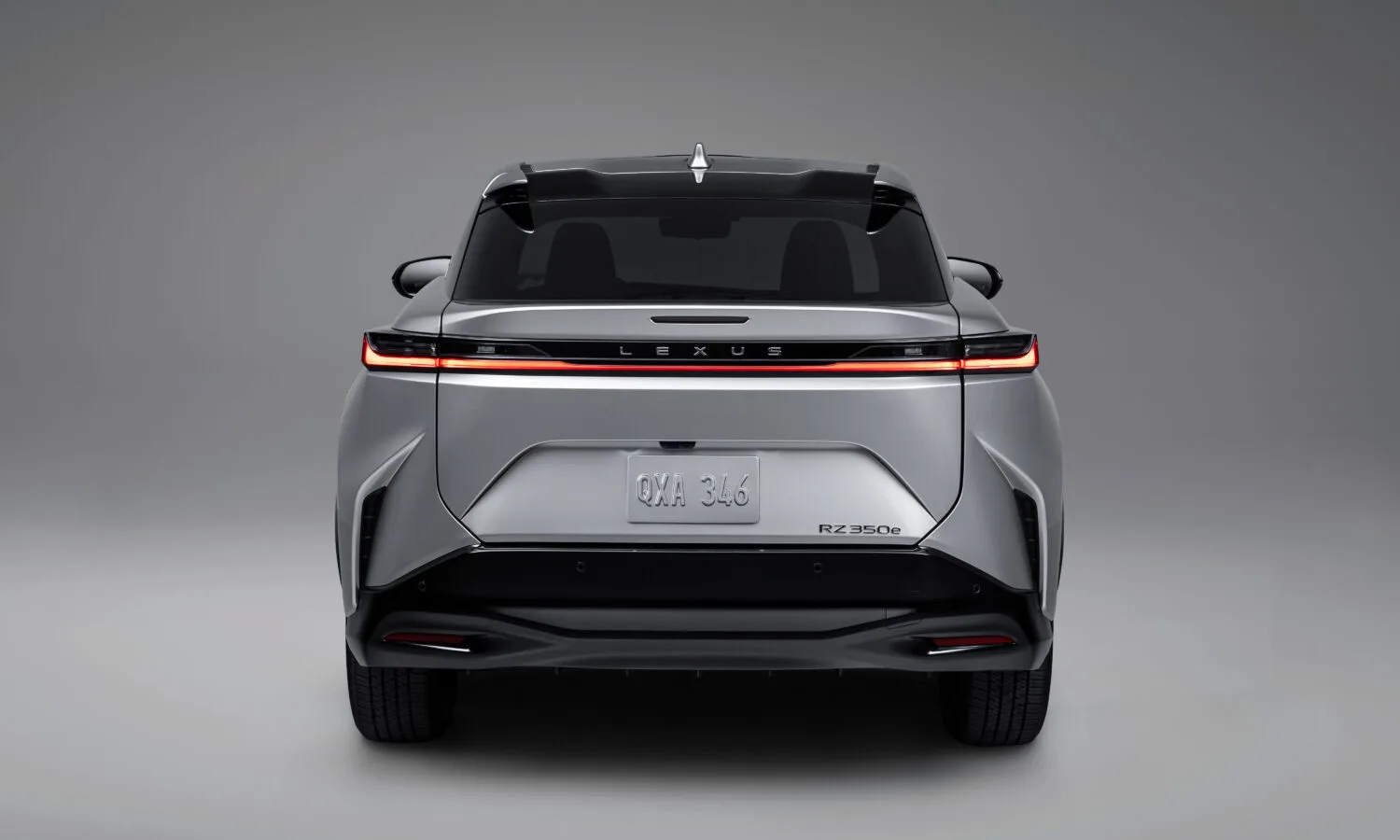 2027_Lexus_RZ_350e_06