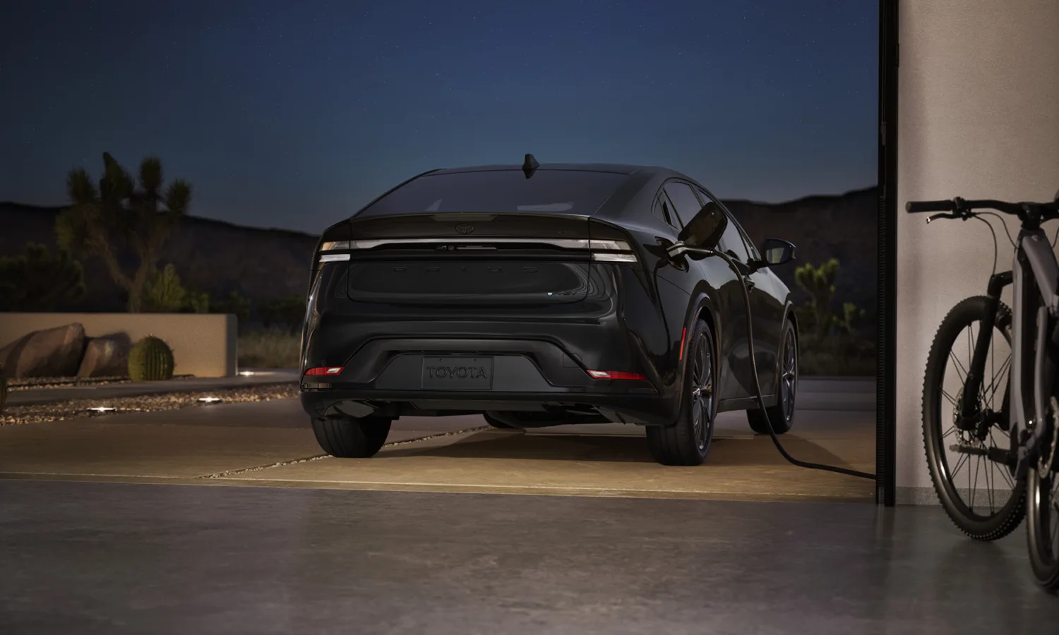 2027_Toyota_Prius_PHEV_01
