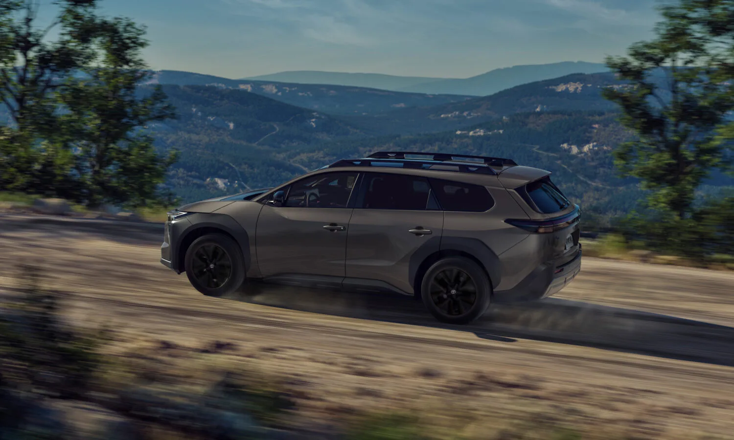 2027_Toyota_bZ_Woodland_0004
