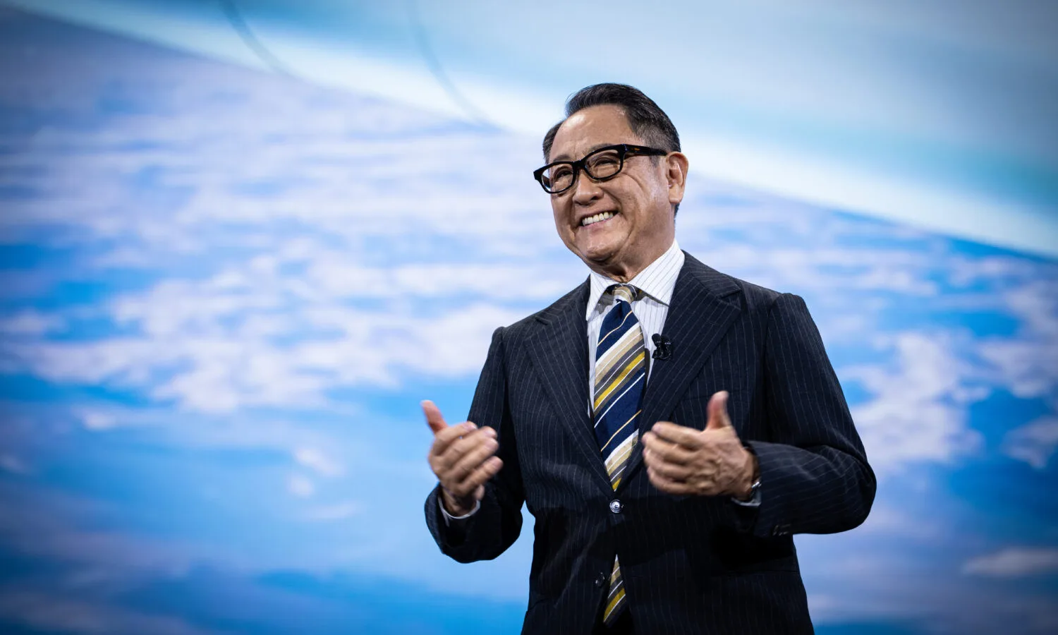 Akio Toyoda Receives the Industry Leadership Award From the Society of Automotive Engineers