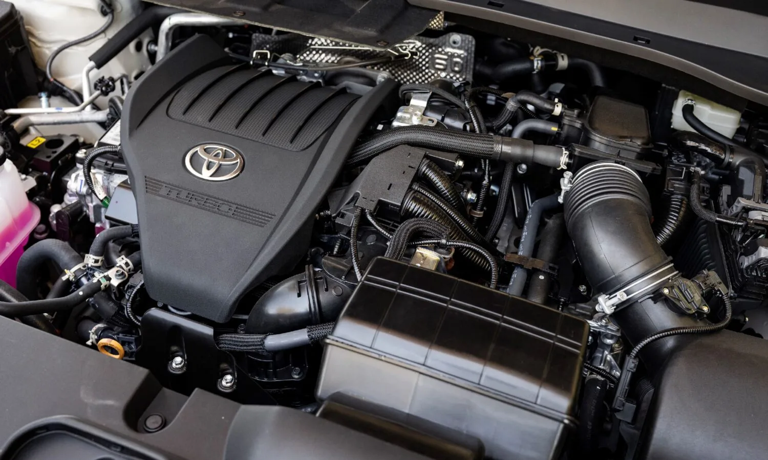2027 Toyota Grand Highlander 2.4L Turbo_NR